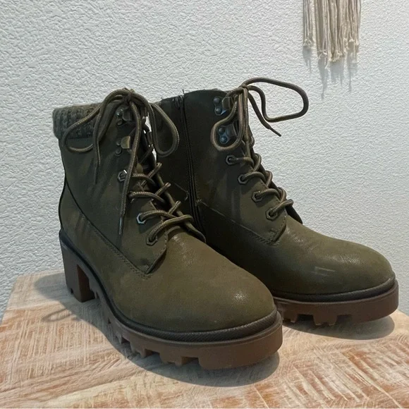 Universal Thread - Picture 6 of 7